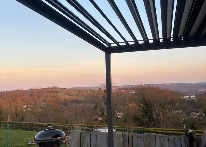 Le Calme De La Prairie De 리에주